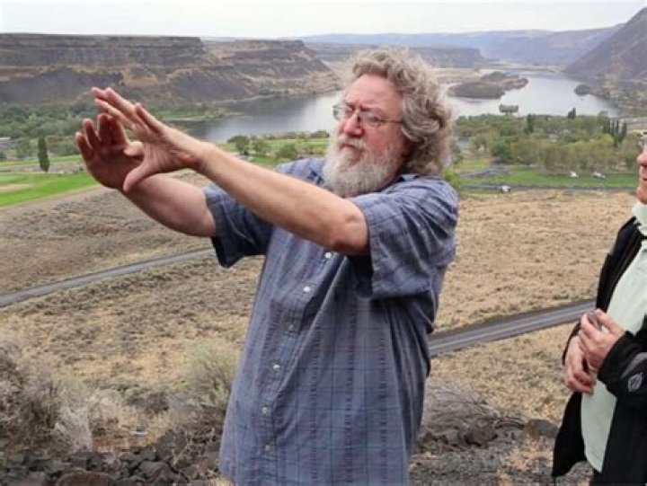 Exploring the Credentials of Randall Carlson: A Geological Pioneer