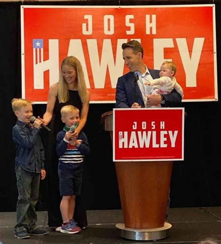 Exploring the Educational Journey of Erin Morrow Hawley