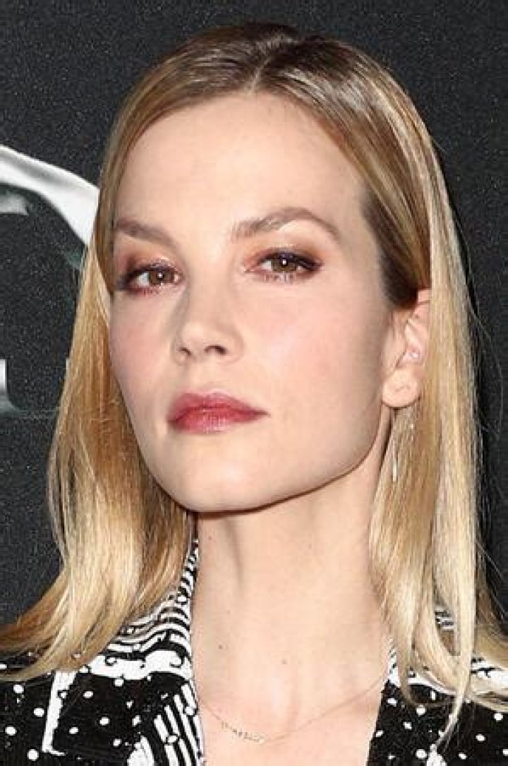 Sylvia Hoeks: A Rising Star in the World of Cinema