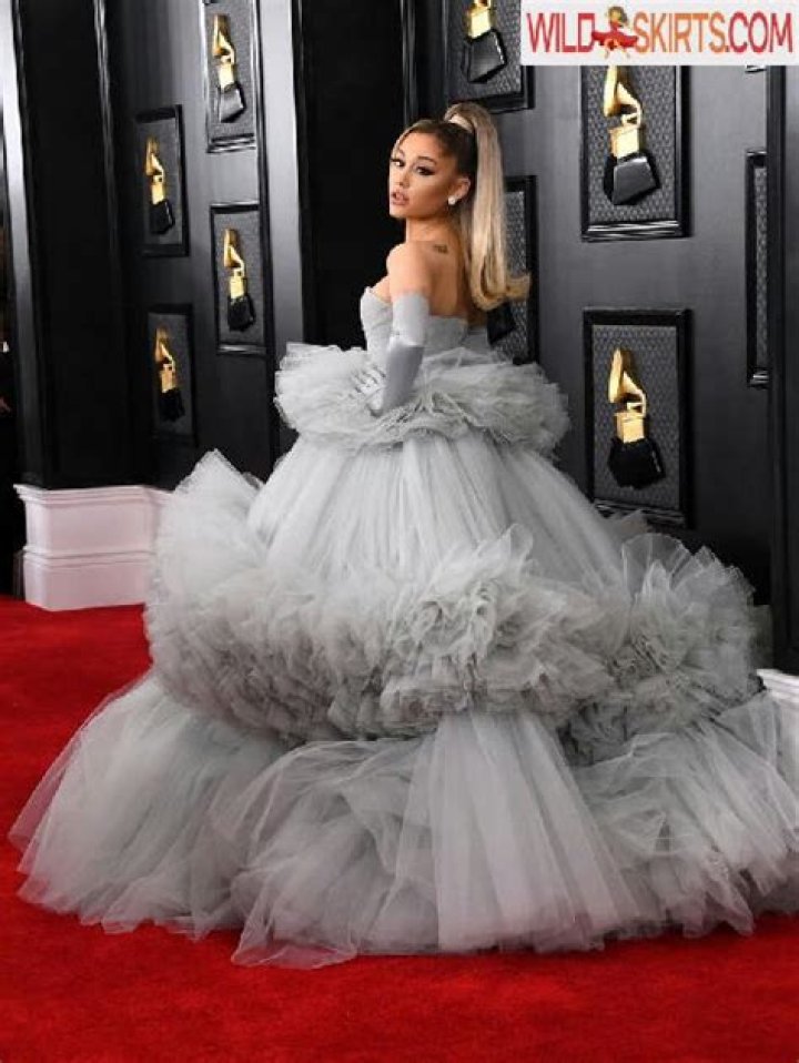 Unveiling the Enigma: Ariana Grande Nude