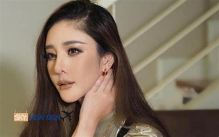 Unveiling the Enigmatic Life of Tangmo Nida