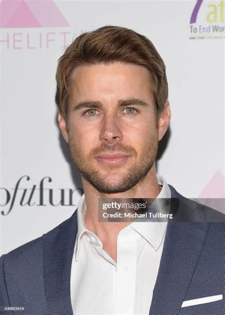 Unveiling the Life of Robert Graham Bachelor