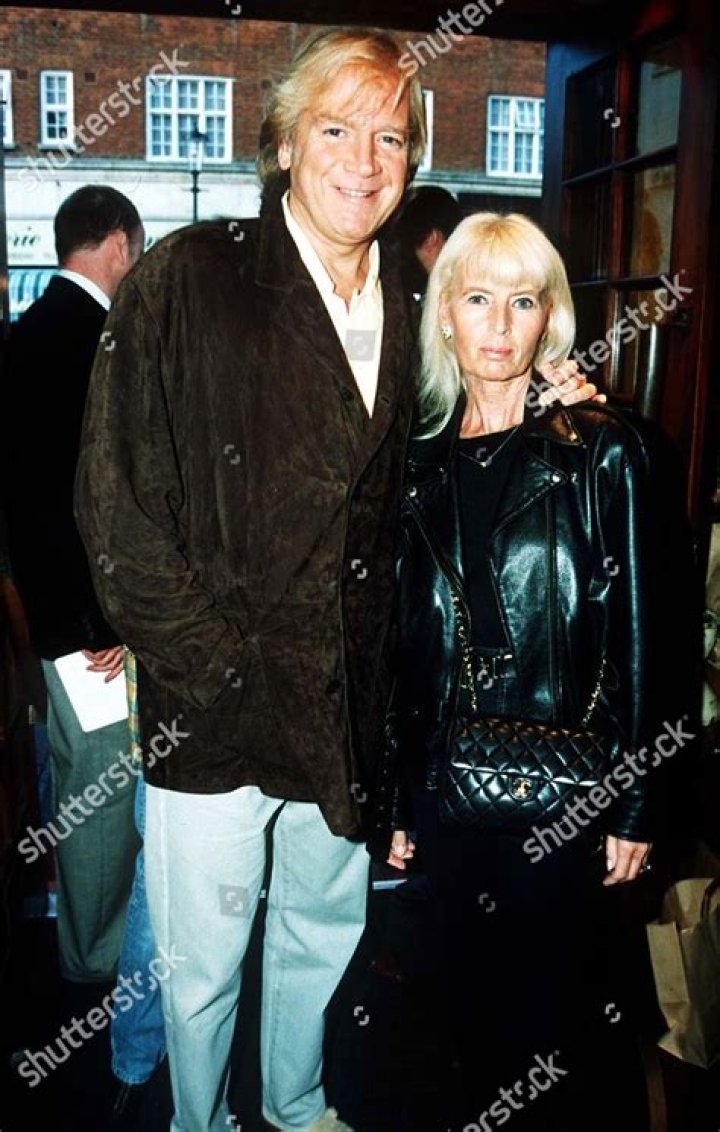 Unveiling the Love Life of Justin Hayward: Is Justin Hayward Married?