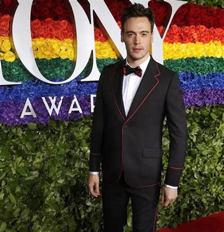 Unveiling the Truth: Is Erich Bergen Gay?